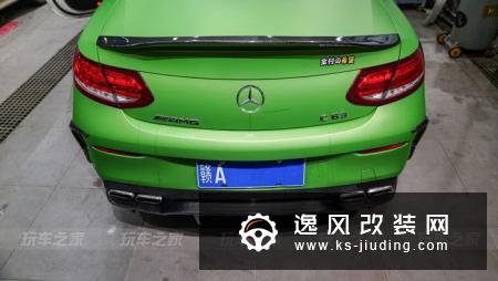 奔驰C63外观改装升级 化身纽北绿AMG GTR