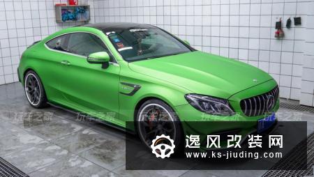 奔驰C63外观改装升级 化身纽北绿AMG GTR