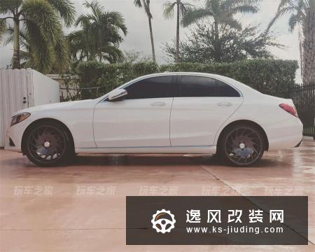 奔驰C300姿态改装案例 不改AMG的原厂包围也很好看