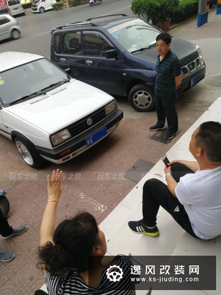 90后少年钟爱情怀老车 翻新改装方头捷达MK2