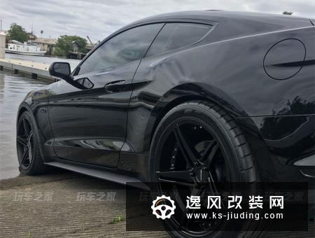 V8的魅力 福特野马GT 5.0L改装黑武士风格