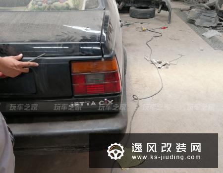 90后少年钟爱情怀老车 翻新改装方头捷达MK2