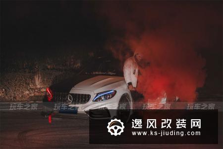 提车时4S店就送无钥匙进入和电尾门,我如果不是为了装6活塞卡钳,真的不想换这套轮毂