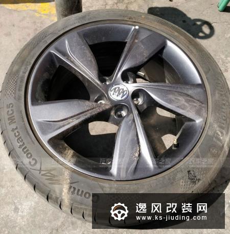 车主三个月买了两辆君威？新君威GS改装20寸GSi轮毂更帅气