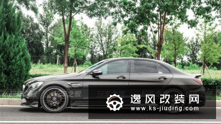 喜欢黑武士风格的你 这辆奔驰C200值得一看