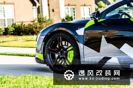 买了跑车怎么能不浪？奥迪R8改装后撩妹更简单