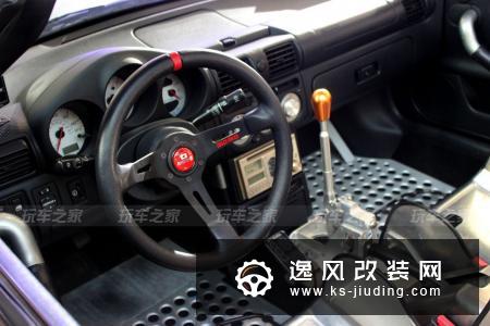 比法拉利还少见，这辆丰田MRS的内饰堪称一绝