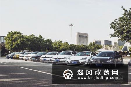 十多万买辆平民跑车，劳恩斯酷派改装宽体也很有Feel
