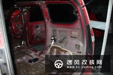 五菱宏光S1拿来当跑车开 改装TE37轮毂/平衡杆
