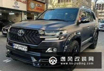 喜欢黑武士风格的你 这辆奔驰C200值得一看