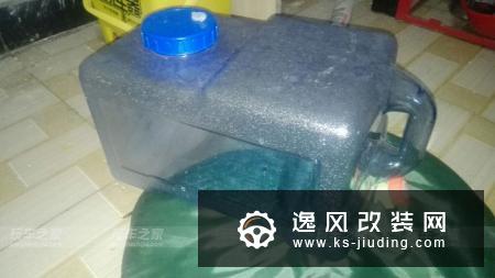 奇瑞瑞虎7改装床车 野外过夜安全小技巧