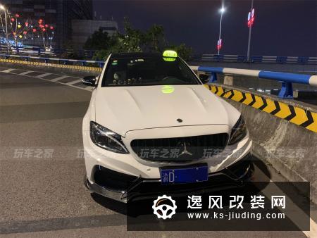 提车时4S店就送无钥匙进入和电尾门,我如果不是为了装6活塞卡钳,真的不想换这套轮毂