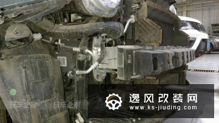 Jeep自由侠改装AVID 1.4T专用前杠 增加了接近角