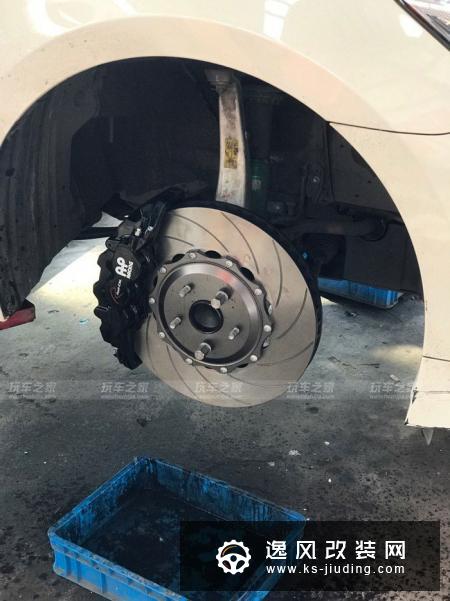 卖了奔驰买皇冠 不甘平庸车主踏上了改装不归路