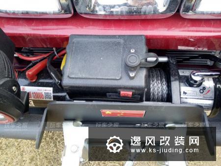 北京BJ40越野改装案例 12000磅绞盘装车