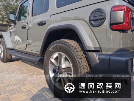 车友历时一年喜提加规牧马人撒哈拉 改装之后更显精神
