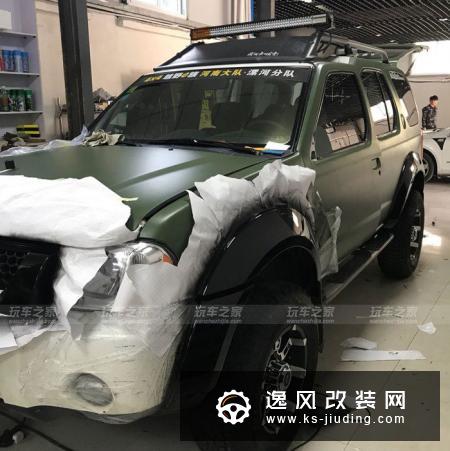 3.8万收了辆退役警车帕拉丁 改装后翻山越岭玩越野