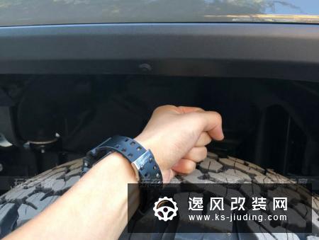 车友历时一年喜提加规牧马人撒哈拉 改装之后更显精神