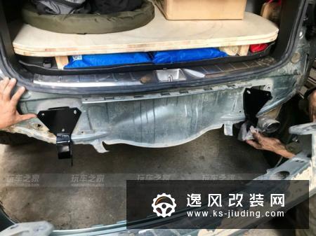 斯巴鲁森林人改装竞技前后杠 提高接近角/底盘升高