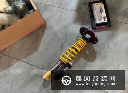 宝马330i耀夜版改装案例 F30进化心得分享