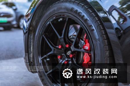 特斯拉Model S改装BBS锻造轮毂 黑武士风格更迷人