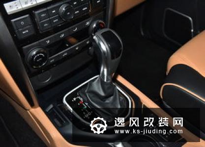 起亚索兰托改装后桥差速锁 换255AT轮胎