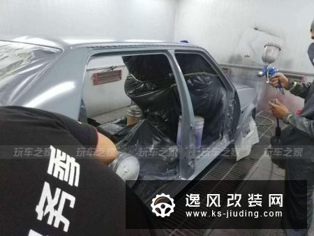 车子被撞了也不沮丧，山东女车主用经典捷达传递改装正能量