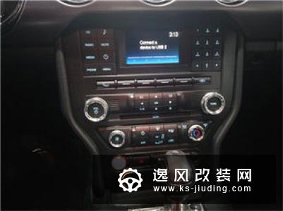 美式肌肉跑车玩低趴 福特Mustang改装后更帅了