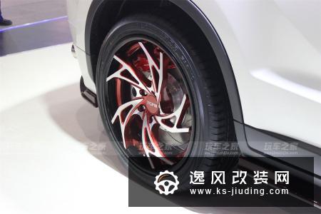 传祺GS4觅影者改装车实拍 个性碳纤维/外观运动化