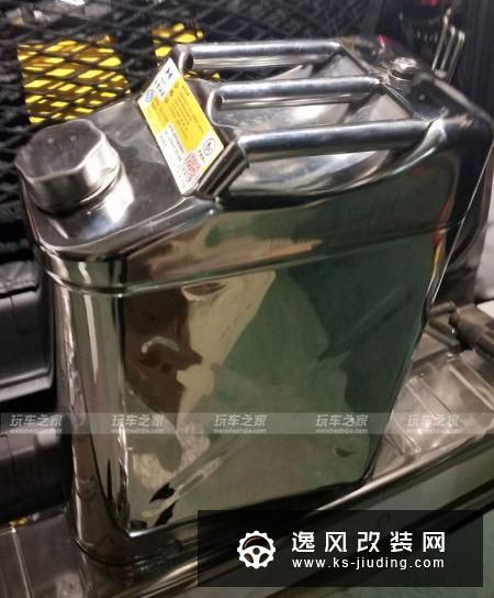 车友提哈弗H9后马上就开始改装，升高2寸减震提高越野能力