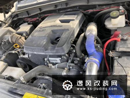 16年初我选择了一亮五十铃2.6汽油四驱皮卡,就是庆铃皮卡