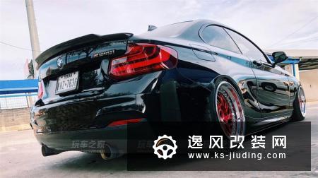 宝马M2要等一年，车主选择M240i改装后也很帅气