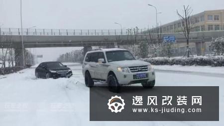 三菱帕杰罗两寸升高 适当改装满足越野需求