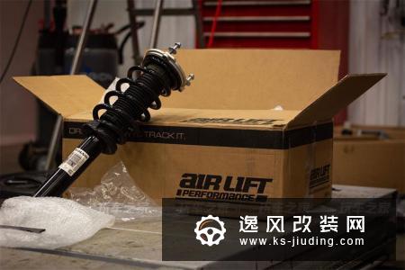 还在等全新沃尔沃V60上市？全球首例低趴改装已经出来了