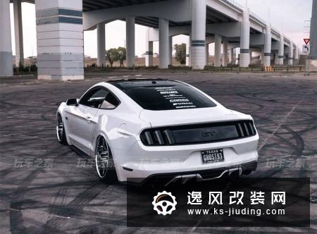 完整度极高的福特Mustang GT改装，定制内饰惊艳全场