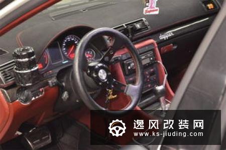 买了三辆奥迪后，成都车友改装了一辆外八倾角的奥迪A3