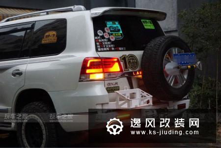 丰田兰德酷路泽柴油版2寸升高 前后杠改装