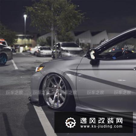 VIP风格的凯美瑞改装案例