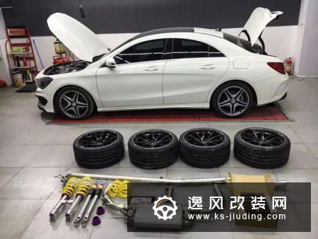 车友花了二十多万给CLA改装宽体 又入手了一辆GTR R35