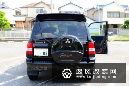 车友花了二十多万给CLA改装宽体 又入手了一辆GTR R35