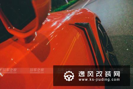 奥迪A7的华丽升级RS7 爆改血色宽体