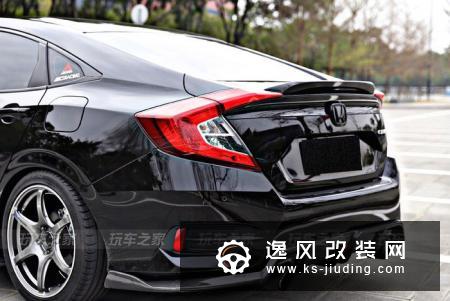 2017年6月份订的车,这台黑色前后等了3个月,因为自己本身就很喜欢黑色