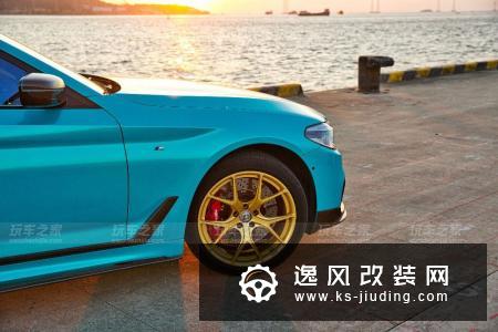 深圳车友投入20多万玩改装，打造骚包“孔雀蓝”宝马新5系(G38)