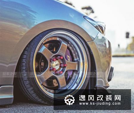 昂克赛拉三厢版改装气动避震 贴地姿态颜值更高