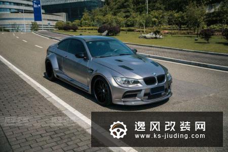 卖了A45入手宝马E92 M3，改装GTRS3宽体后车身比陆巡还宽