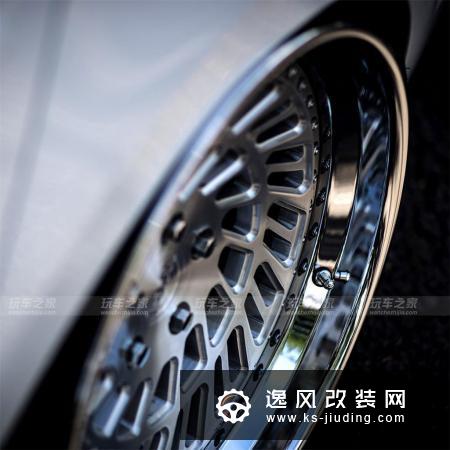 大众速腾GLI改装贴地风格 移植高尔夫GTI前杠