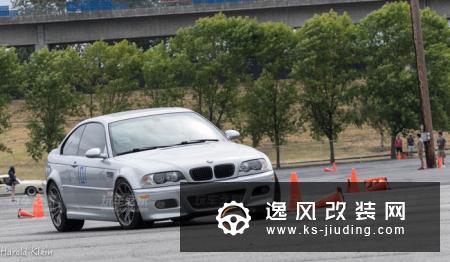 玩老车不容易，美国提宝马E46 M3赛道化改装总结