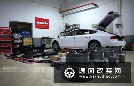 奥迪A7的华丽升级RS7 爆改血色宽体
