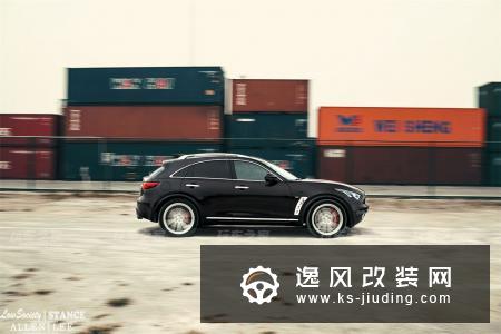 广东车友两年改装英菲尼迪QX70，车上的配件都是精品