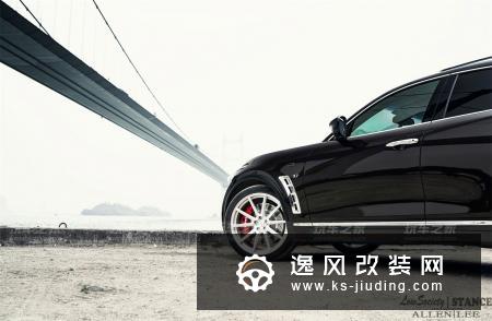 广东车友两年改装英菲尼迪QX70，车上的配件都是精品